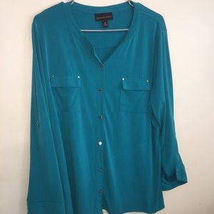 XL Women’s Dana Buchman button-up blouse